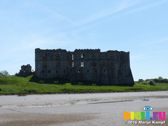 FZ029547 Carew castle from river's mud flats